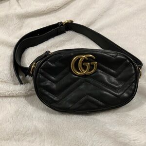 Black Fanny pack
